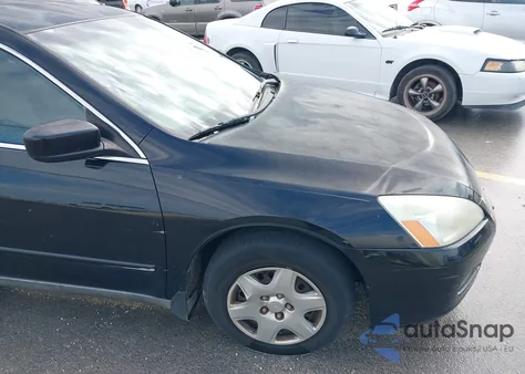 2007 Honda Accord 2.4 Lx z USA, uszkodzony, nr VIN 3HGCM56467G710441